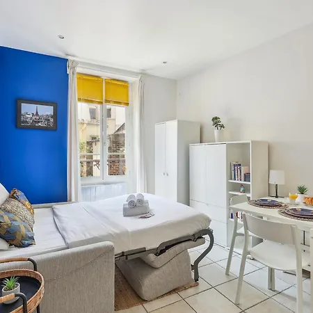 Pantheon & Latin Quarter - Cityapartmentstay Apartment